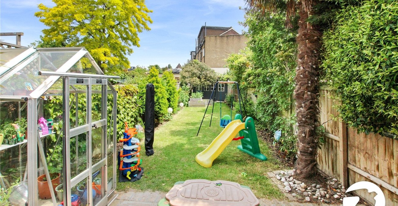 4 bedroom house for sale in Eltham | Robinson Jackson