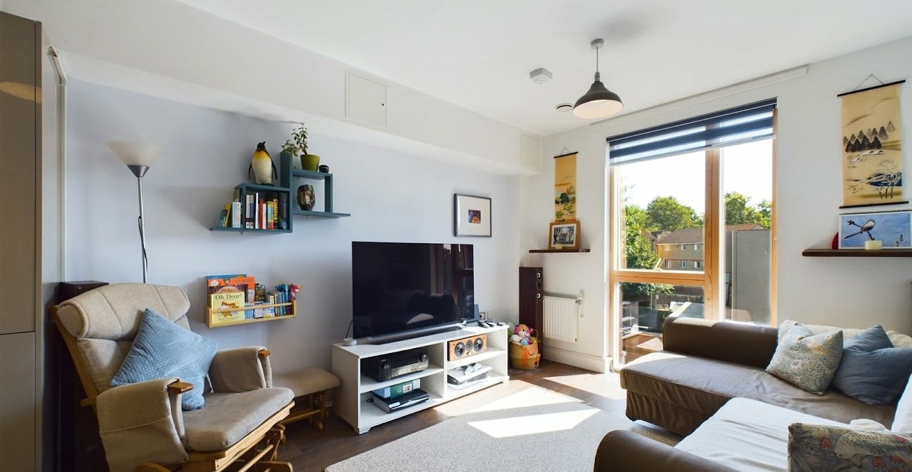 1 bedroom property for sale in London | Robinson Jackson