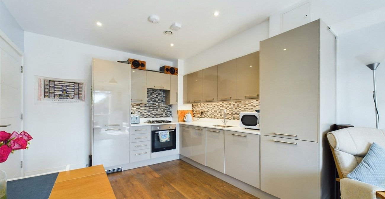 1 bedroom property for sale in London | Robinson Jackson