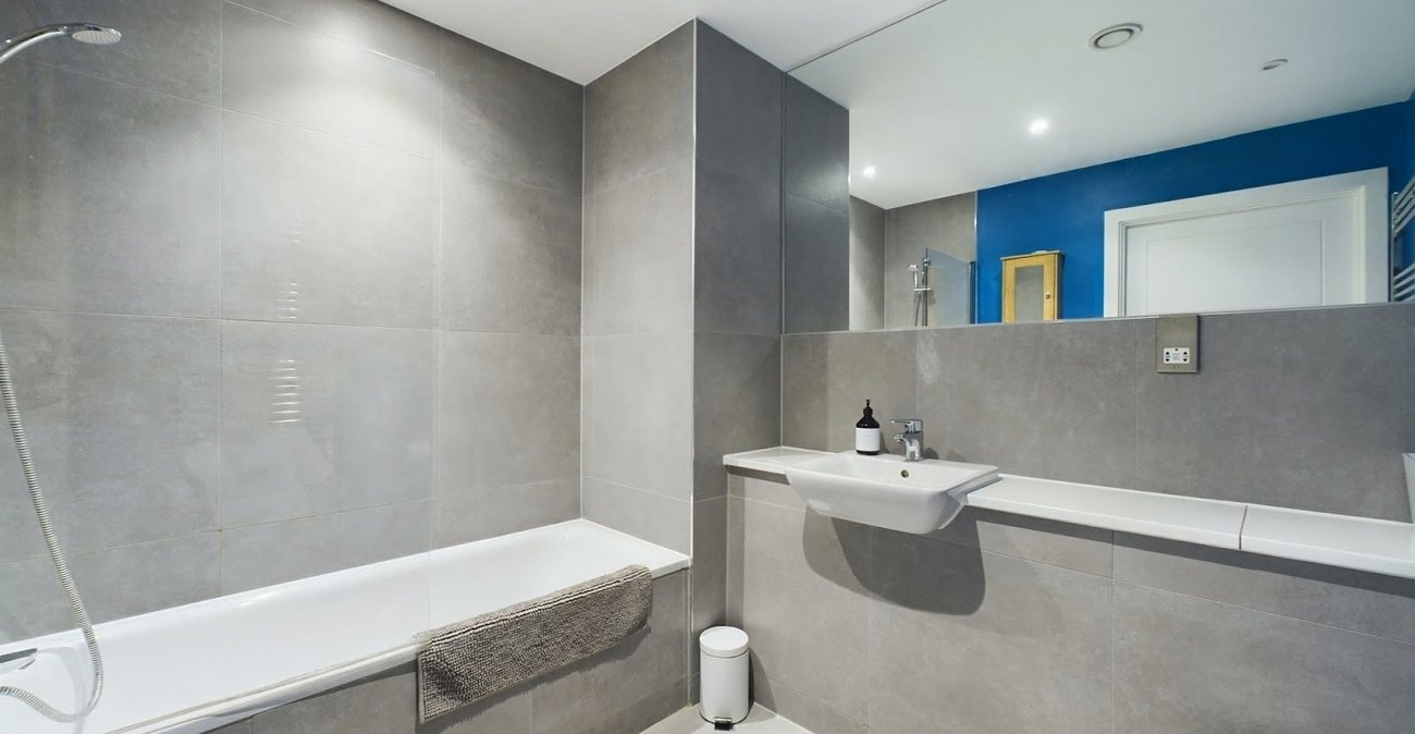 1 bedroom property for sale in London | Robinson Jackson