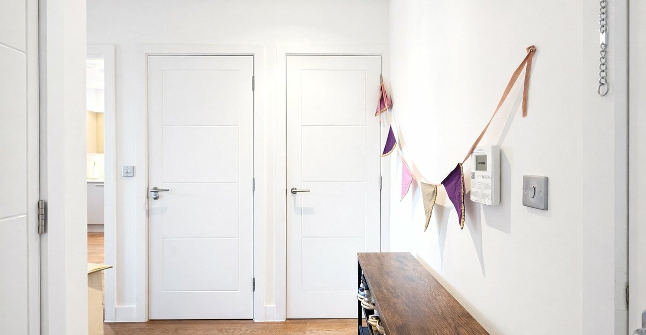 1 bedroom property for sale in London | Robinson Jackson