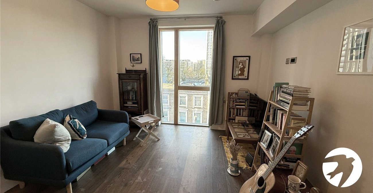1 bedroom property for sale in London | Robinson Jackson