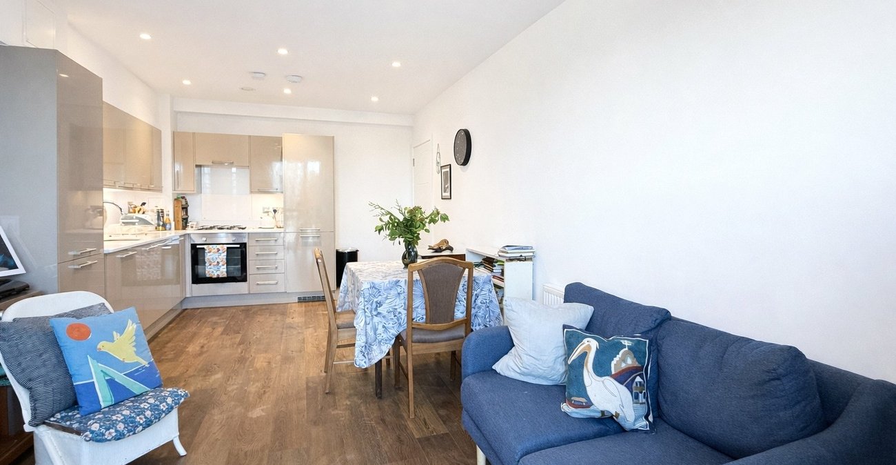 1 bedroom property for sale in London | Robinson Jackson