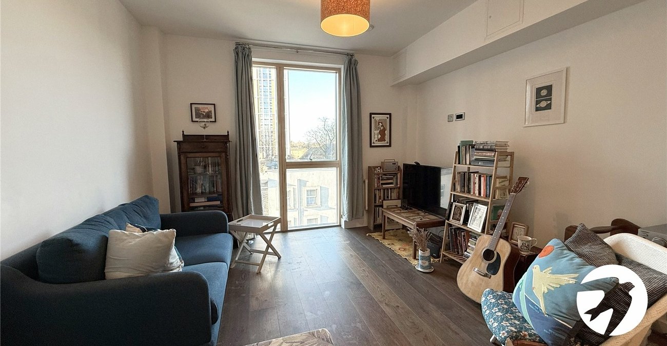 1 bedroom property for sale in London | Robinson Jackson
