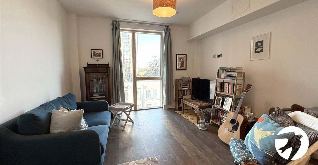 1 bedroom property for sale in London | Robinson Jackson
