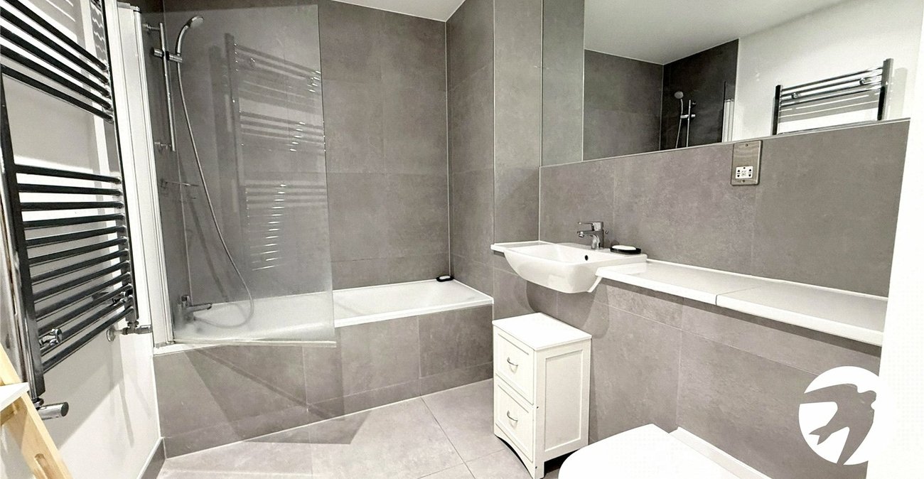 1 bedroom property for sale in London | Robinson Jackson