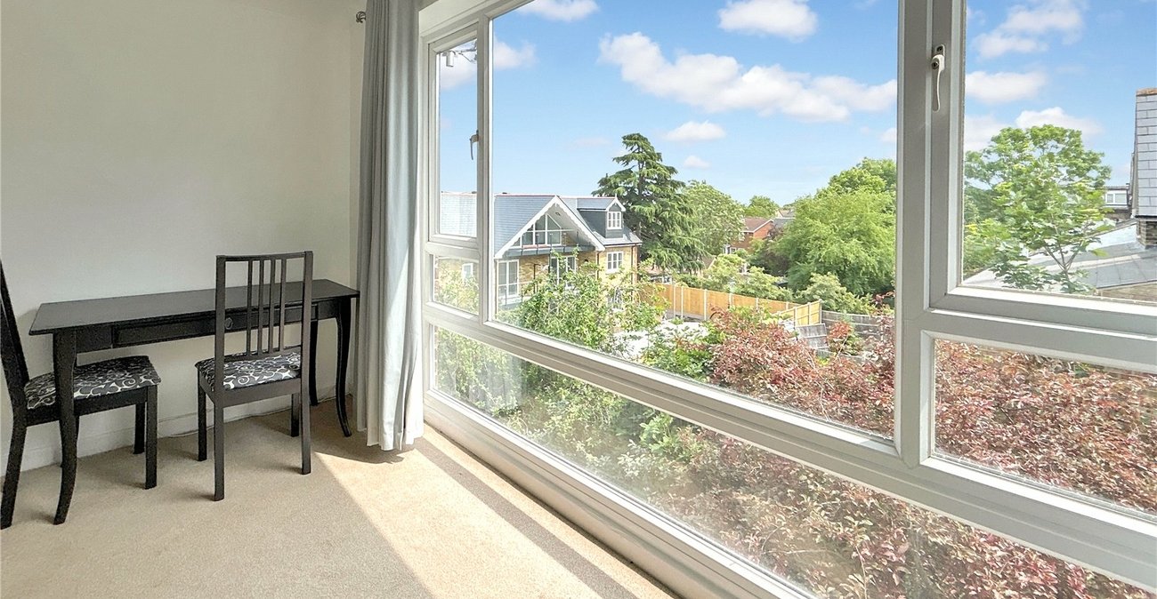 2 bedroom property for sale in Sidcup | Robinson Jackson