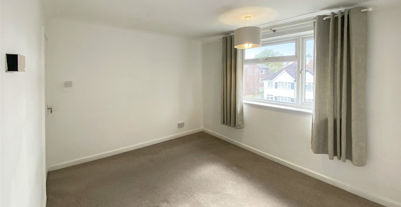 2 bedroom property for sale in Sidcup | Robinson Jackson