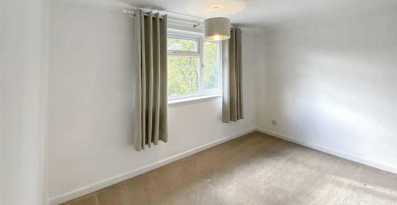 2 bedroom property for sale in Sidcup | Robinson Jackson