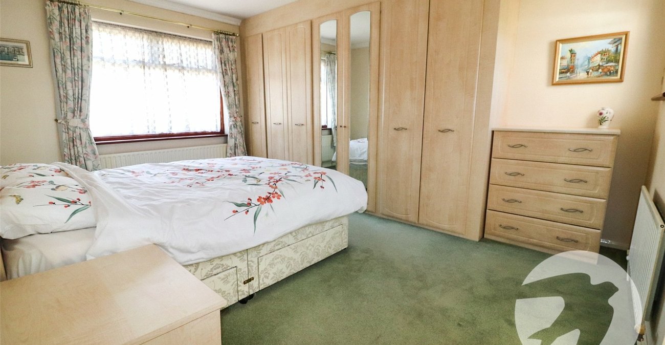 4 bedroom house for sale in Bexleyheath | Robinson Jackson