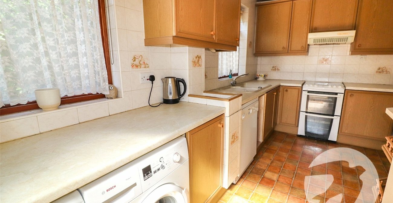 4 bedroom house for sale in Bexleyheath | Robinson Jackson