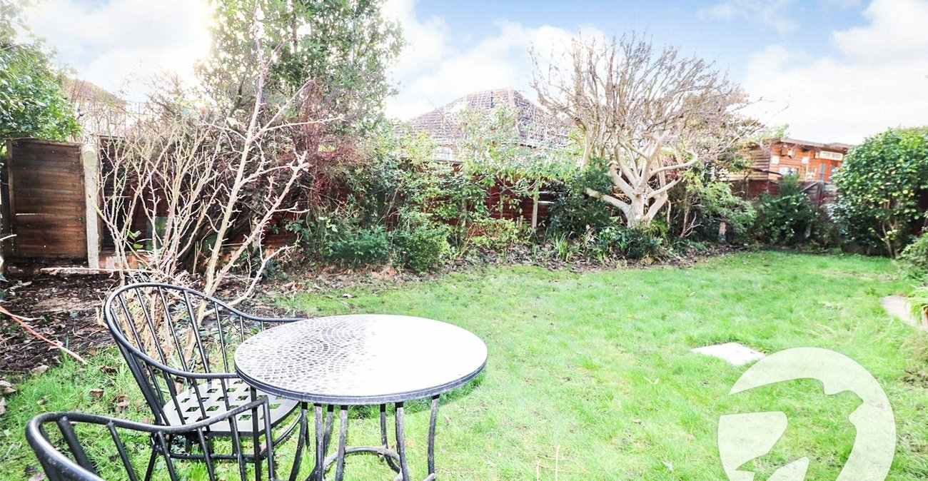 4 bedroom house for sale in Bexleyheath | Robinson Jackson