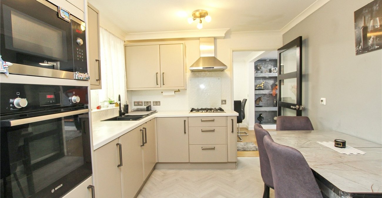 4 bedroom house for sale in Thamesmead | Robinson Jackson