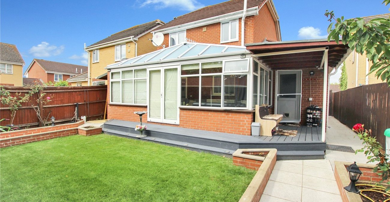 4 bedroom house for sale in Thamesmead | Robinson Jackson