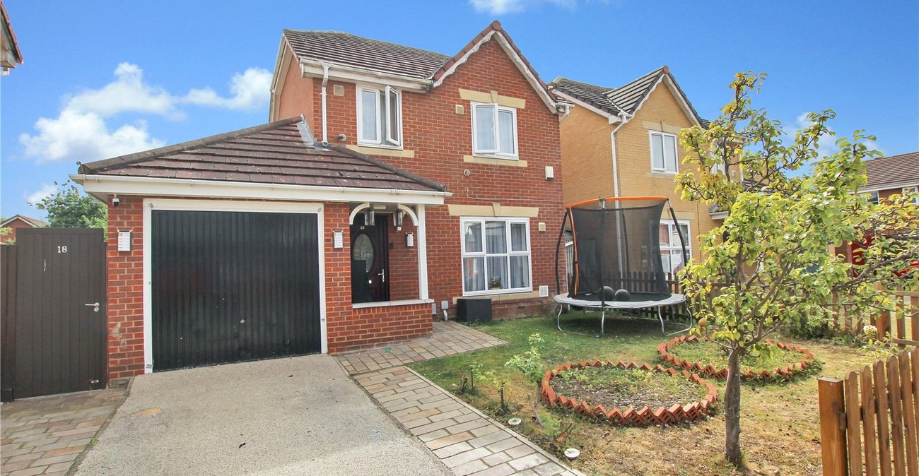 4 bedroom house for sale in Thamesmead | Robinson Jackson