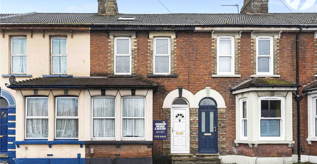 4 bedroom house for sale in Rochester | Robinson Michael & Jackson