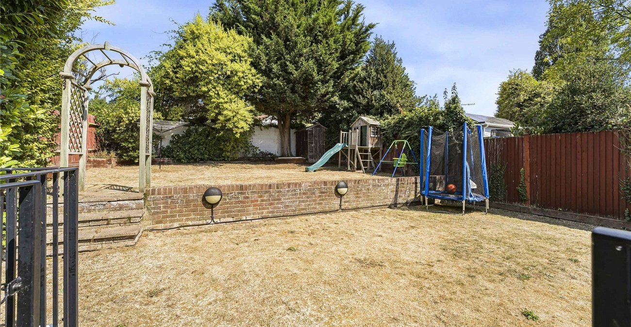 3 bedroom house for sale in Rochester | Robinson Michael & Jackson