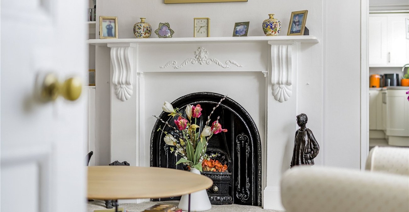 6 bedroom house for sale in Dartford | Robinson Jackson