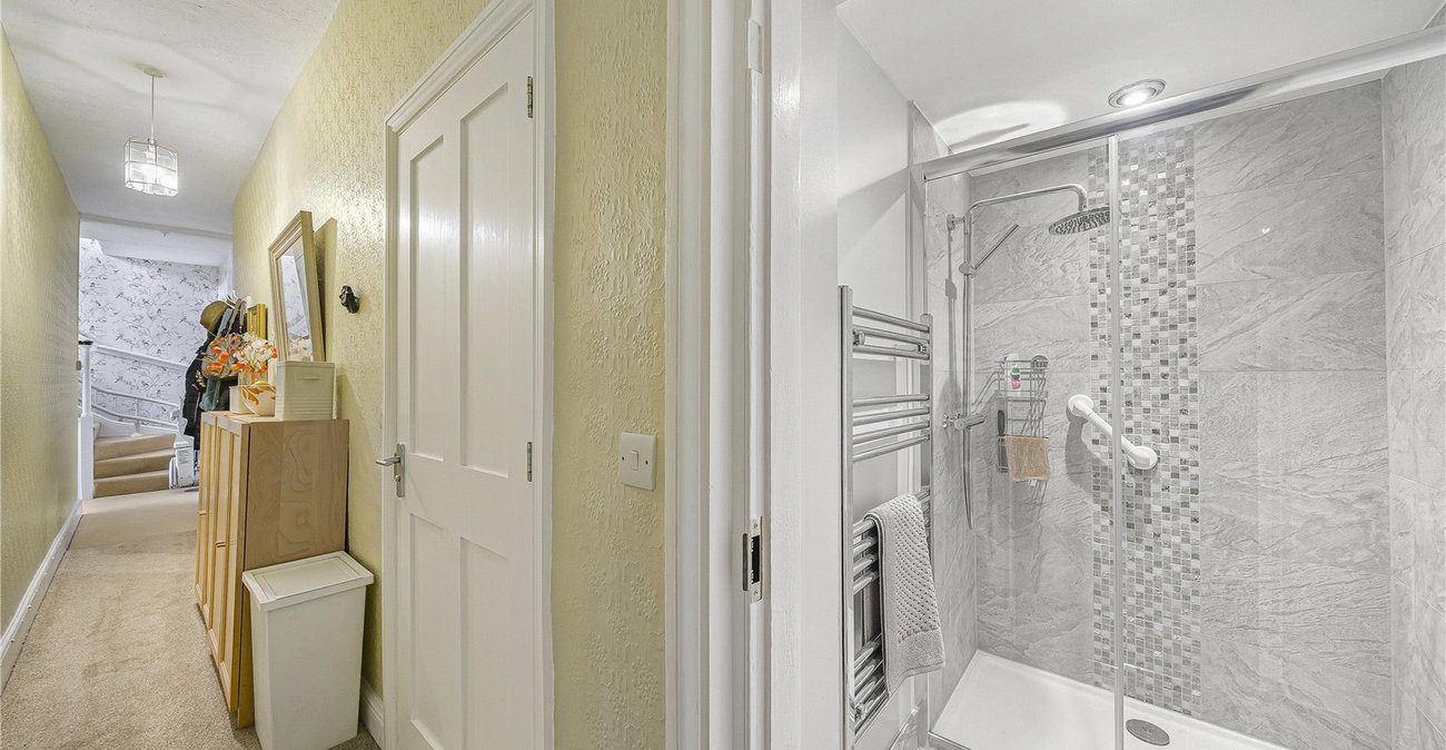 6 bedroom house for sale in Dartford | Robinson Jackson