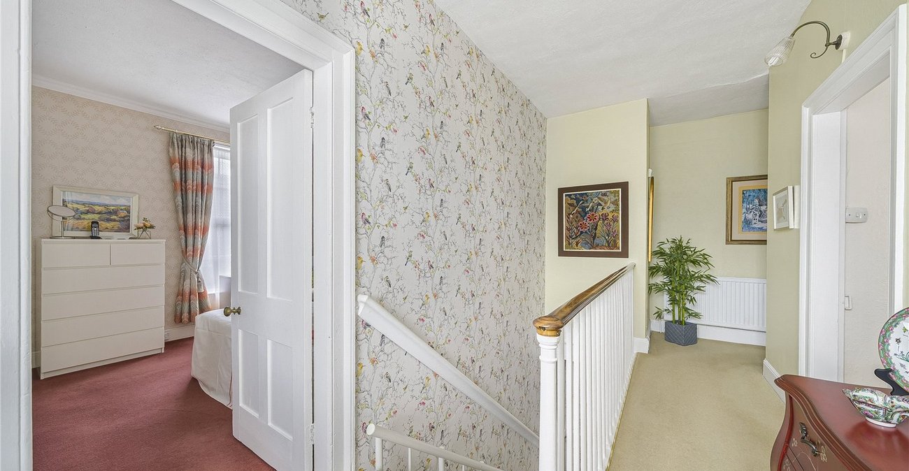 6 bedroom house for sale in Dartford | Robinson Jackson