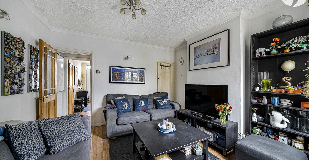 2 bedroom house for sale in Dartford | Robinson Jackson