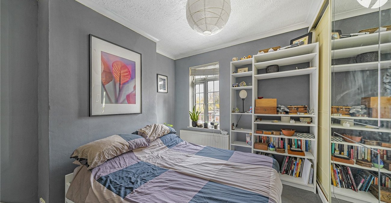 2 bedroom house for sale in Dartford | Robinson Jackson