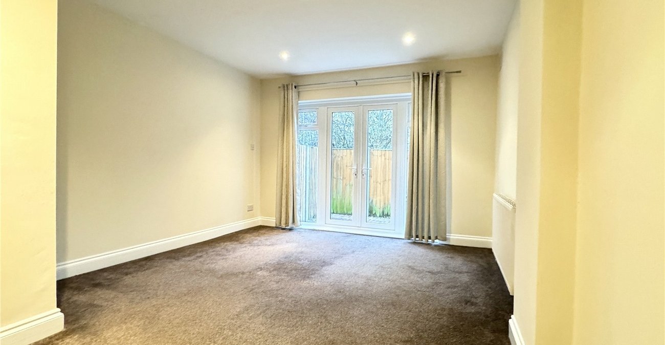 2 bedroom property for sale in Crockenhill | Robinson Jackson