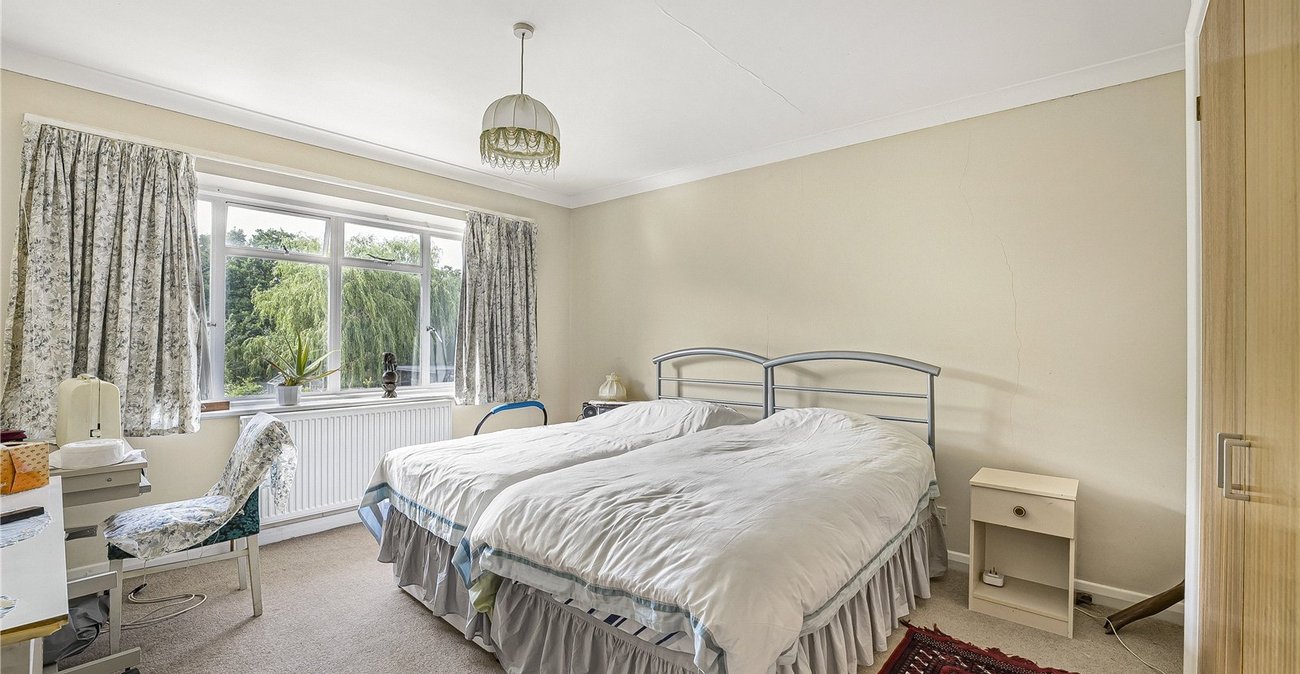 4 bedroom house for sale in Crockenhill | Robinson Jackson