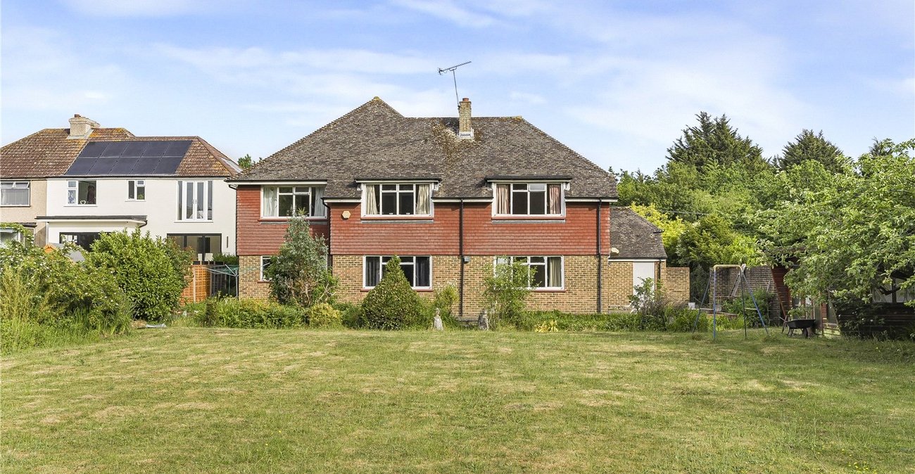 4 bedroom house for sale in Crockenhill | Robinson Jackson