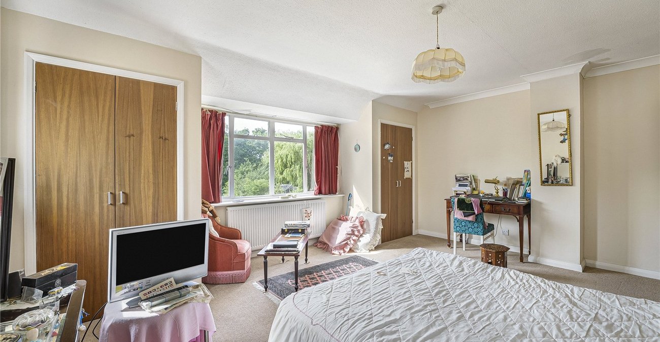 4 bedroom house for sale in Crockenhill | Robinson Jackson