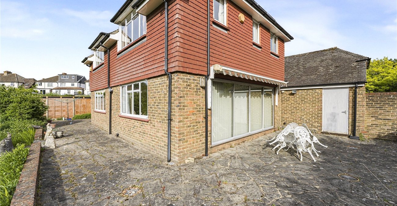 4 bedroom house for sale in Crockenhill | Robinson Jackson