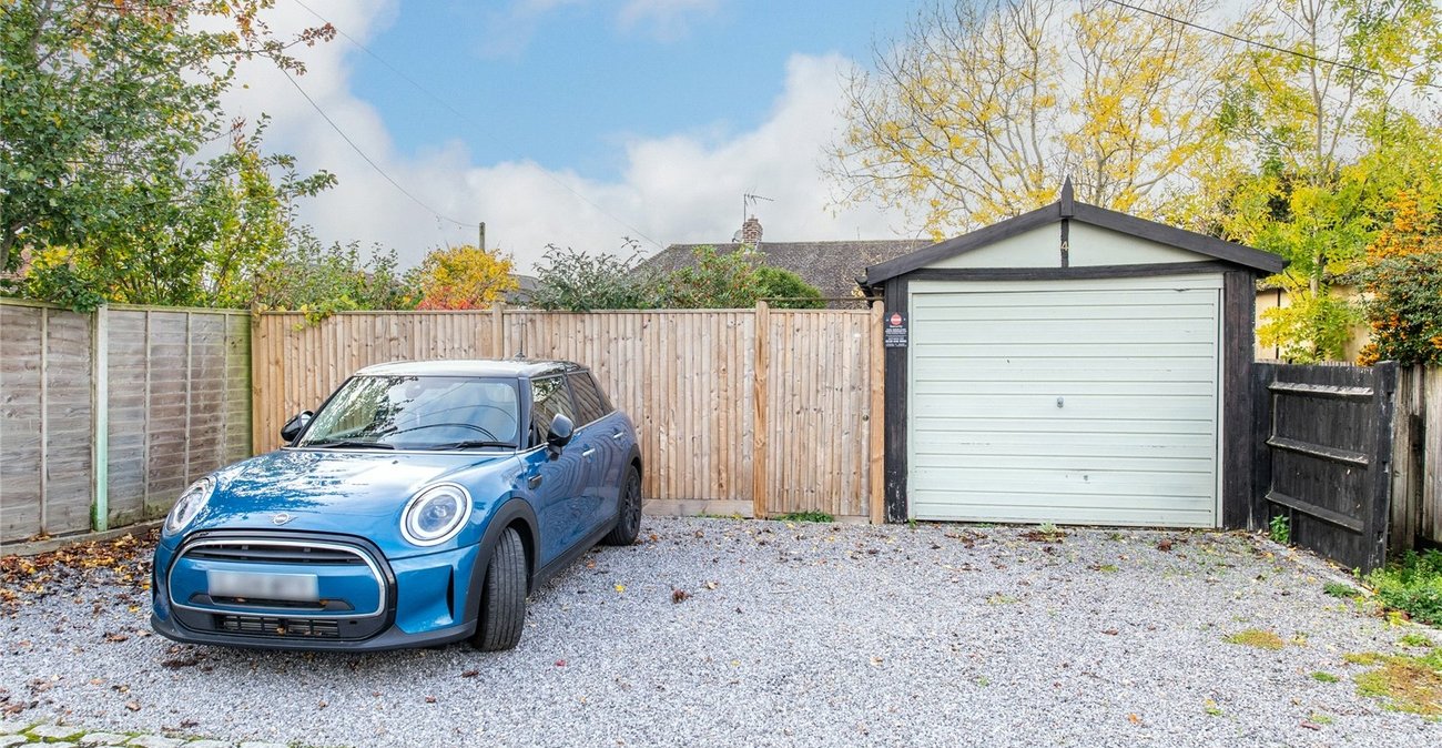 2 bedroom house for sale in Green Lane | Robinson Michael & Jackson