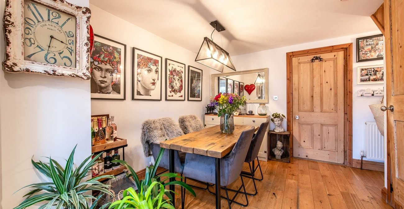 2 bedroom house for sale in Green Lane | Robinson Michael & Jackson