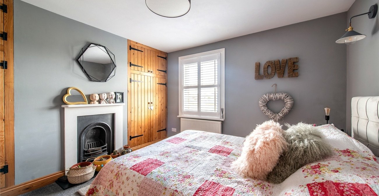 2 bedroom house for sale in Green Lane | Robinson Michael & Jackson