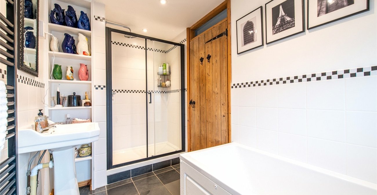 2 bedroom house for sale in Langley | Robinson Michael & Jackson