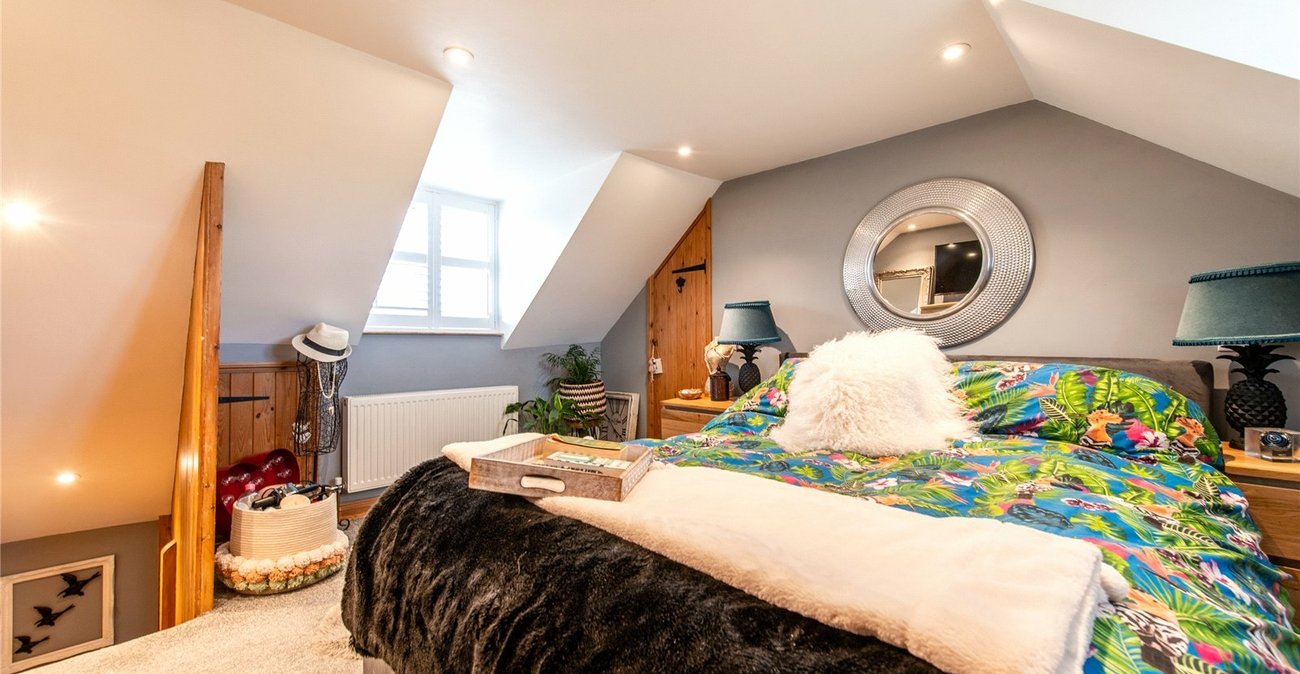 2 bedroom house for sale in Langley | Robinson Michael & Jackson