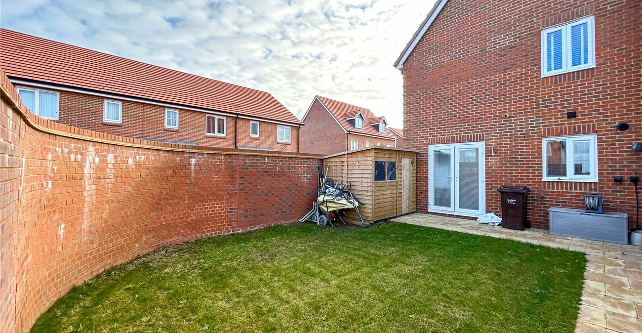 3 bedroom house for sale in Rainham | Robinson Michael & Jackson