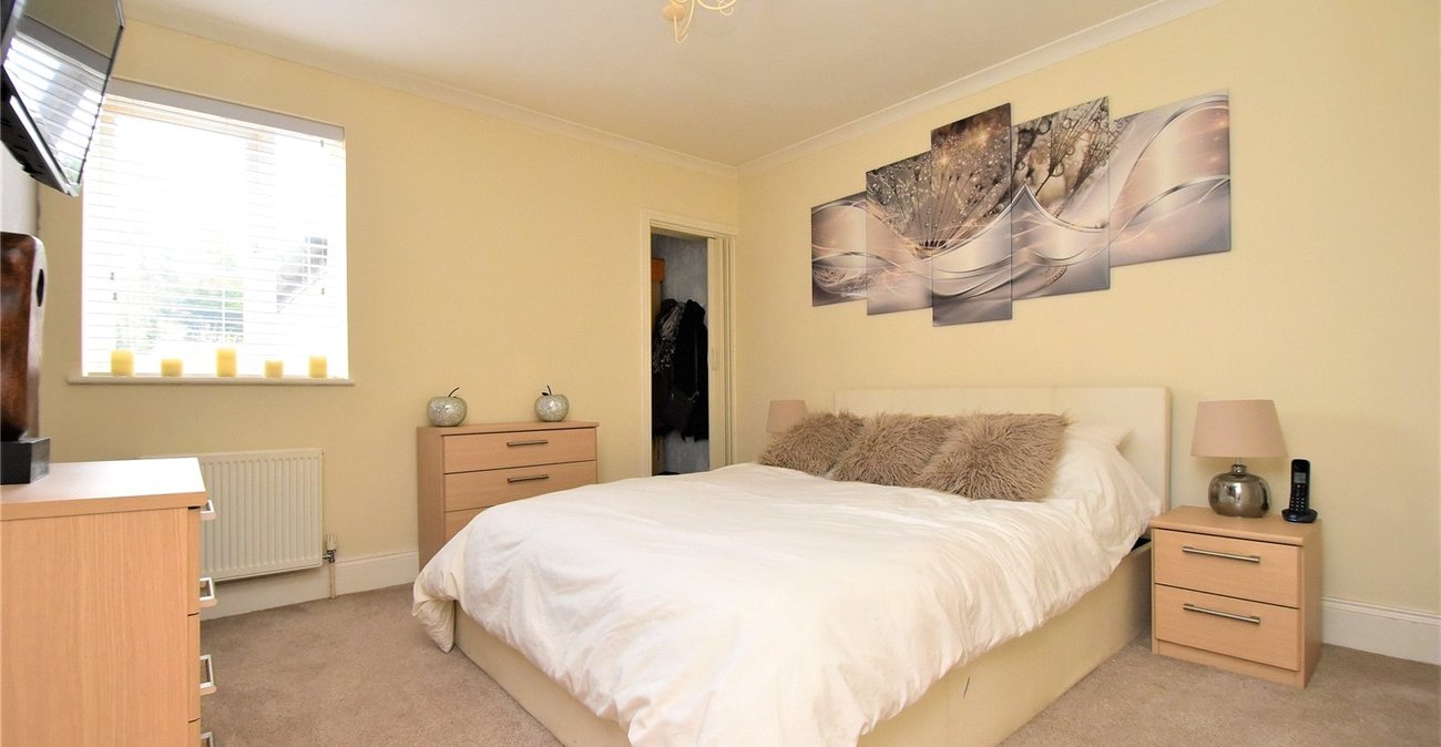 2 bedroom house for sale in Lane End | Robinson Jackson