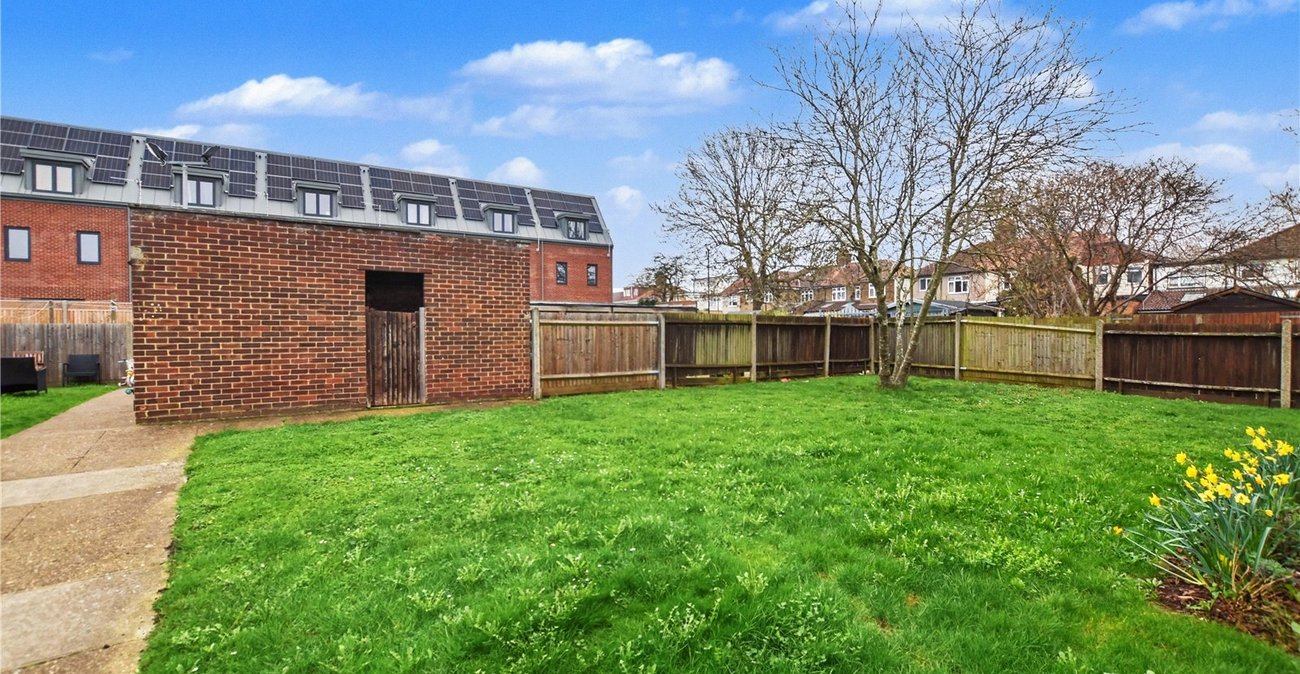2 bedroom property for sale in Bexleyheath | Robinson Jackson