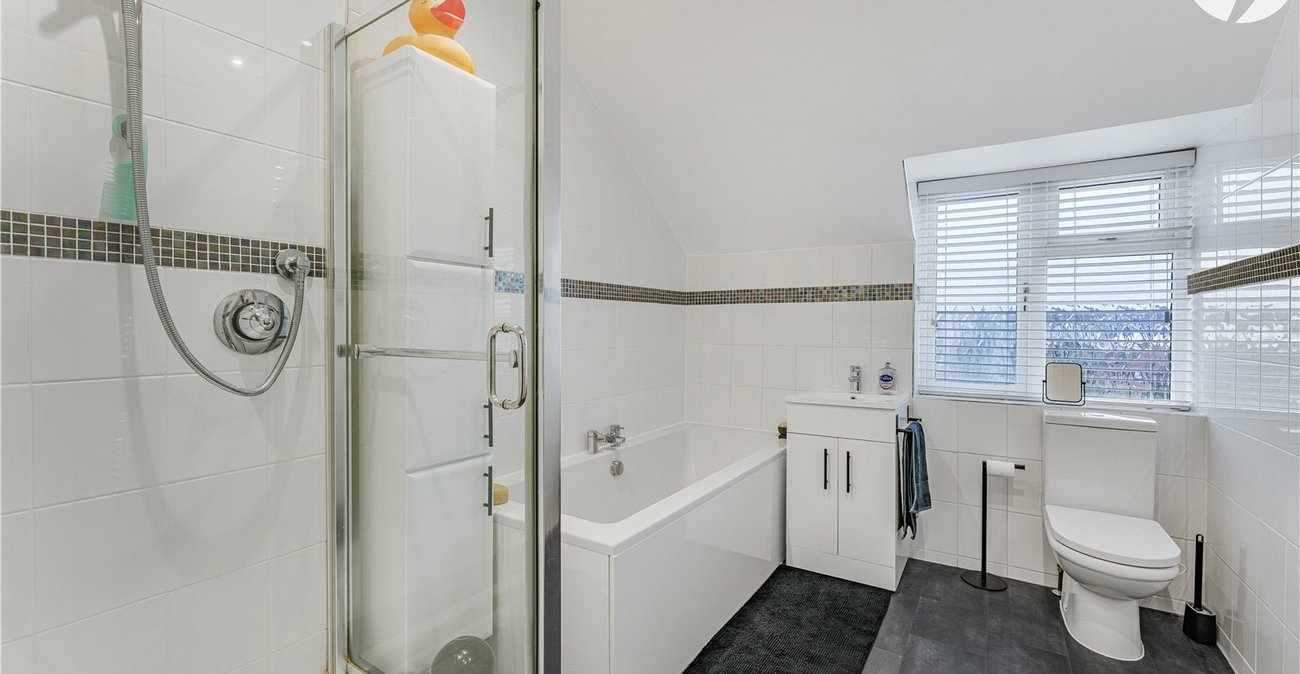 2 bedroom house for sale in Crayford | Robinson Jackson