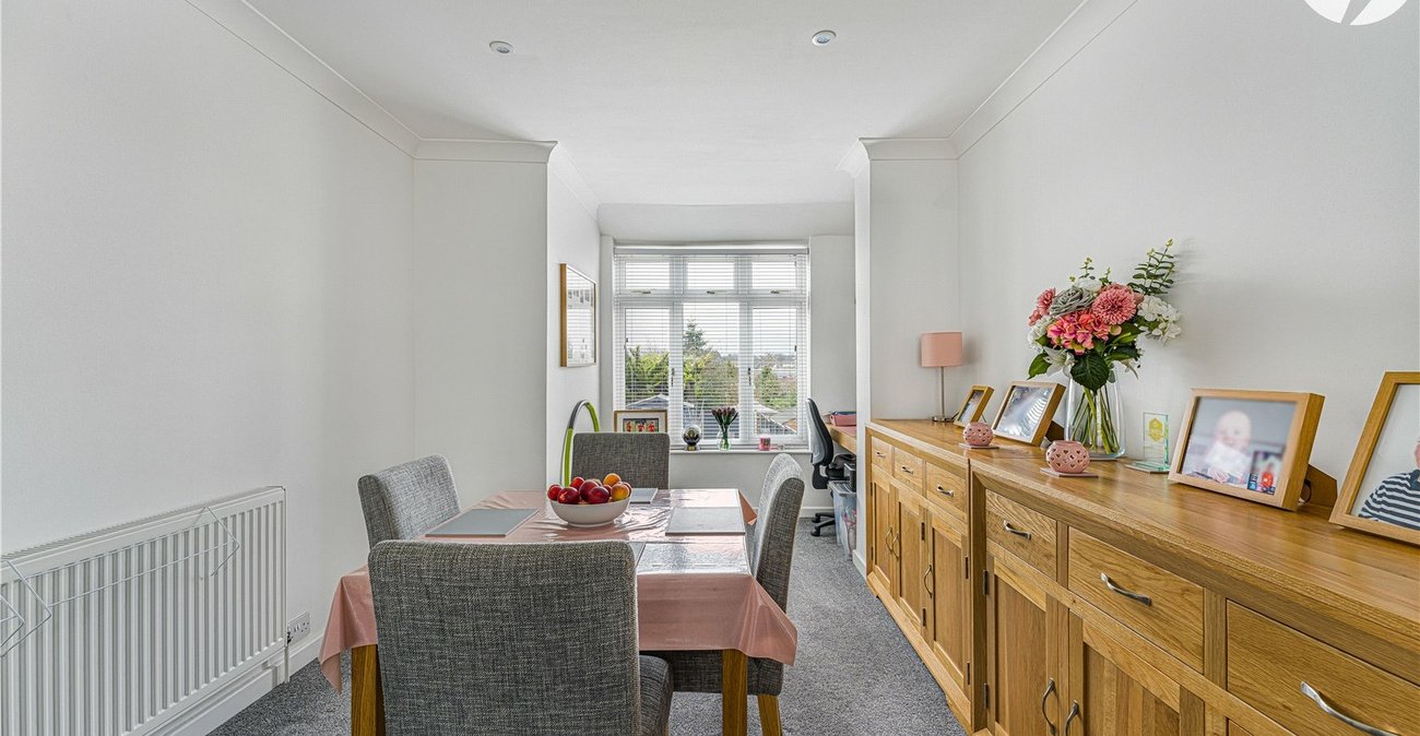 2 bedroom house for sale in Crayford | Robinson Jackson