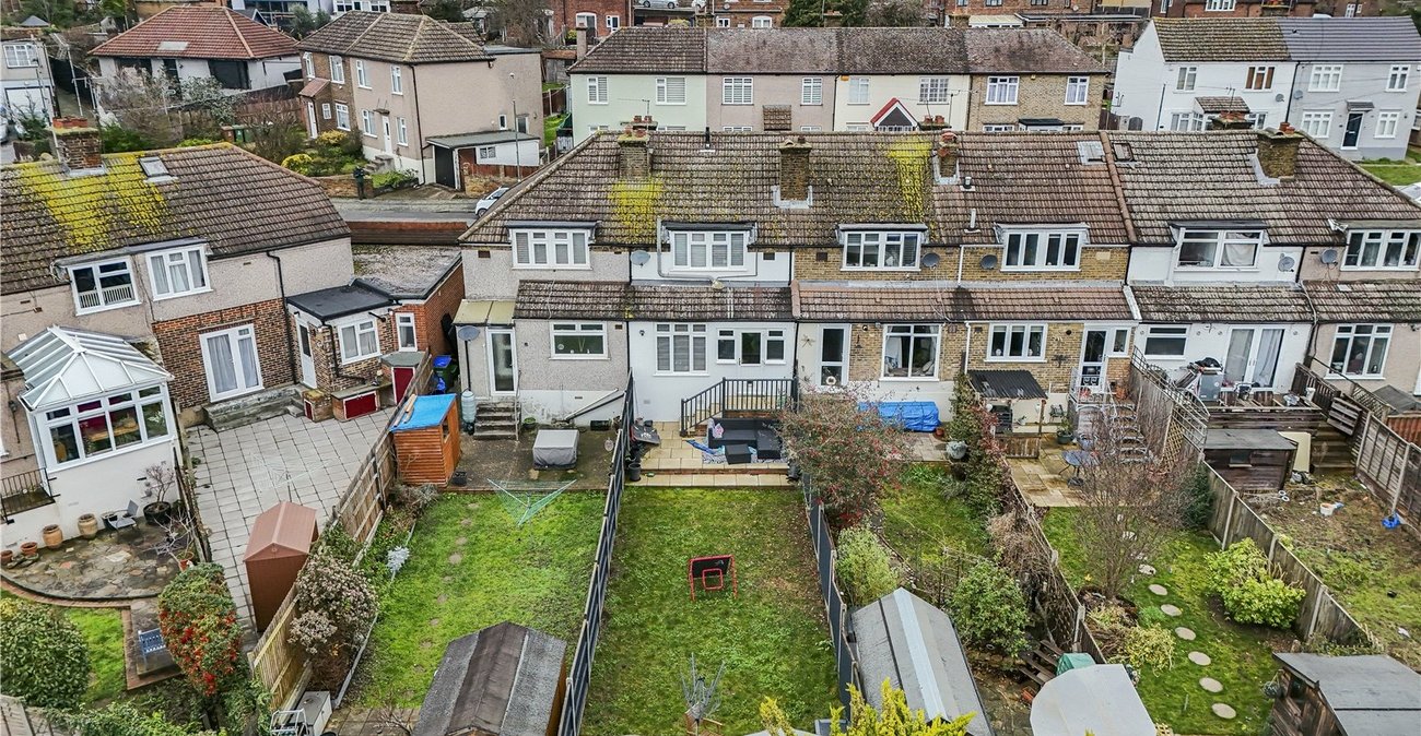 2 bedroom house for sale in Crayford | Robinson Jackson