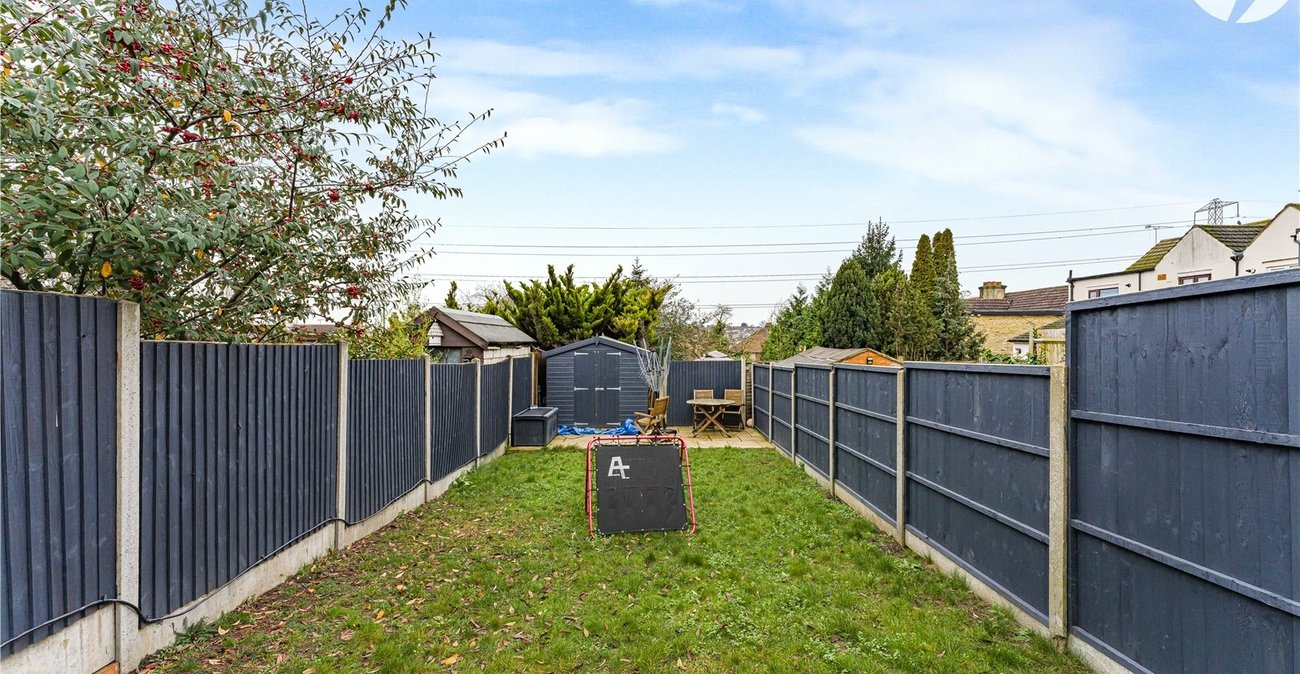 2 bedroom house for sale in Crayford | Robinson Jackson