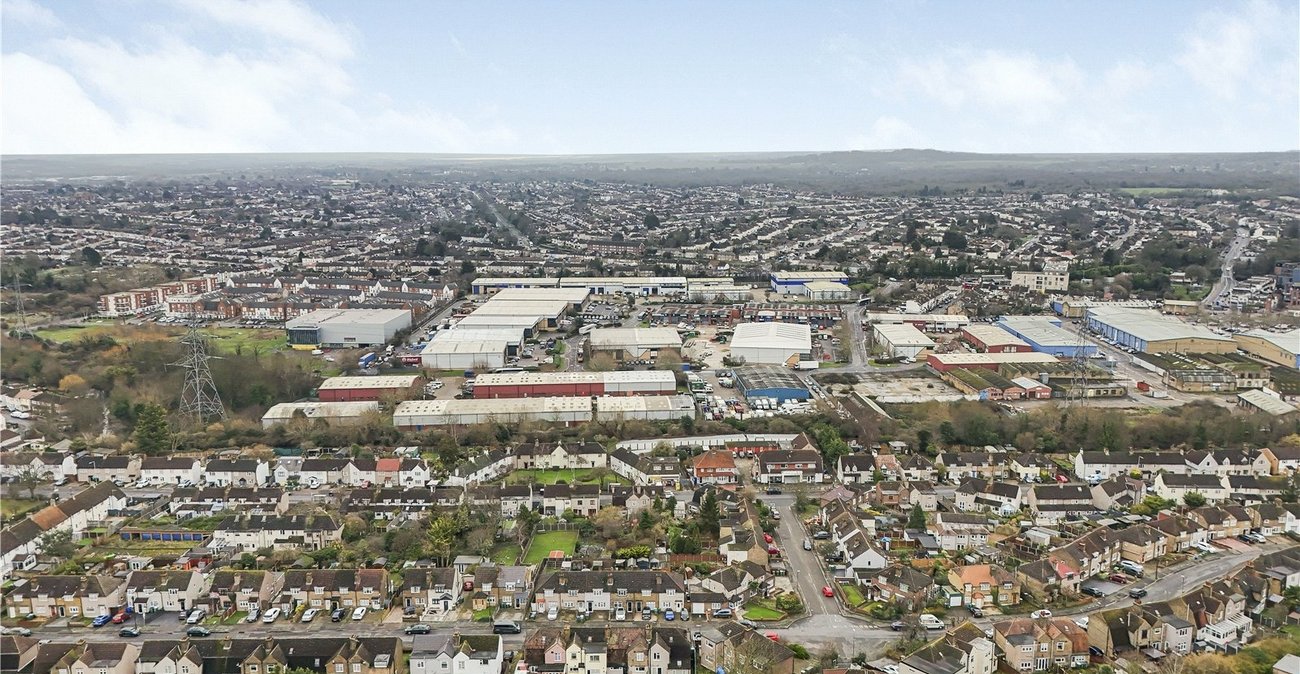 2 bedroom house for sale in Crayford | Robinson Jackson