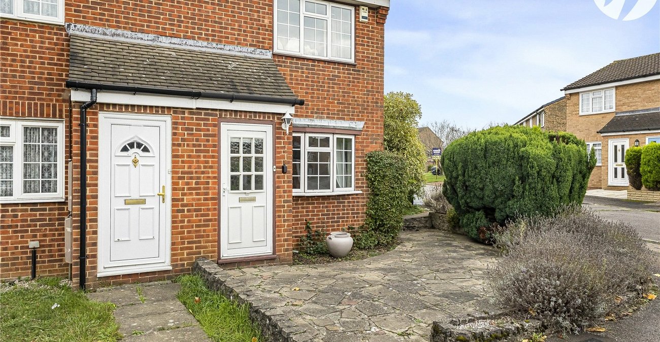 2 bedroom house for sale in Swanley | Robinson Jackson