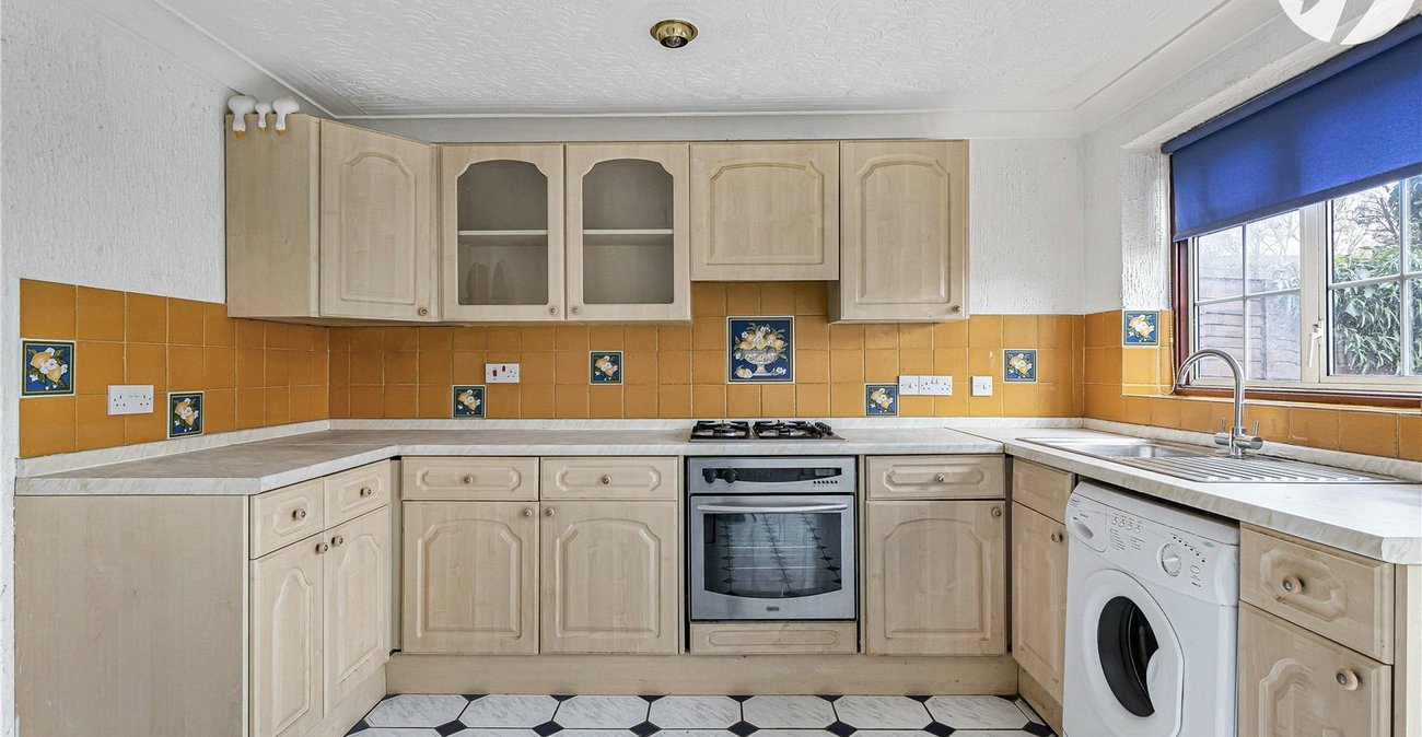 2 bedroom house for sale in Swanley | Robinson Jackson