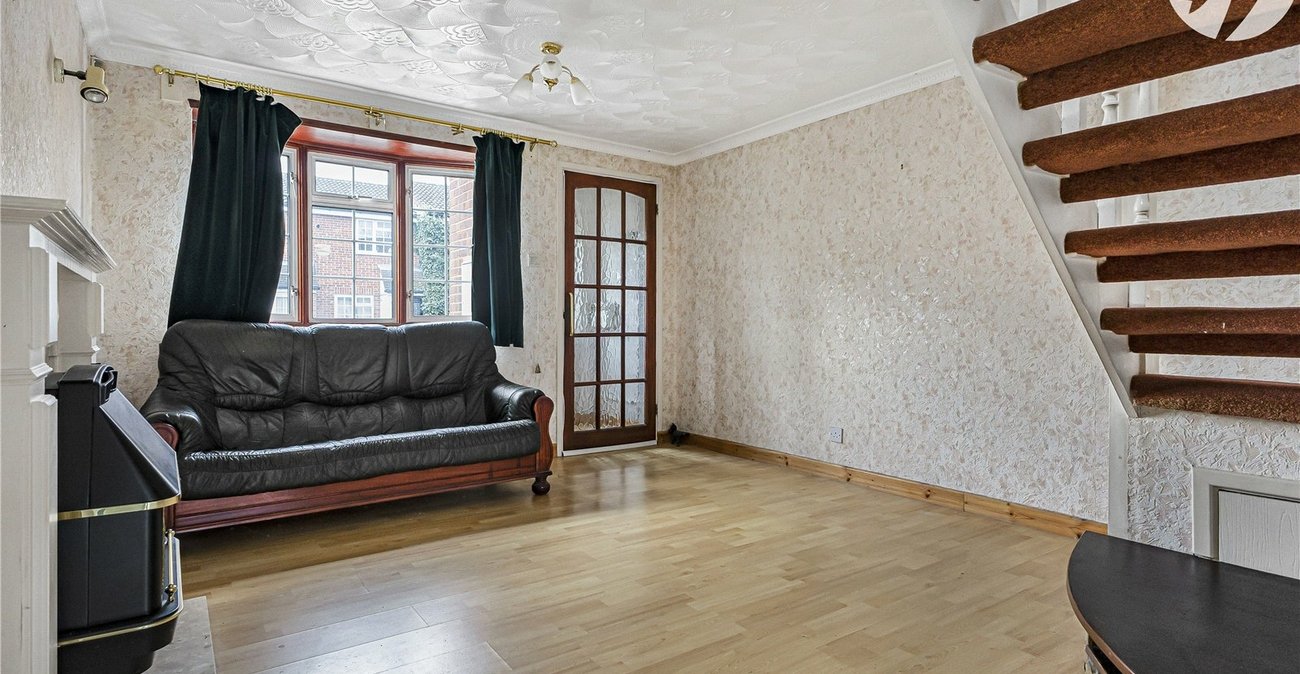 2 bedroom house for sale in Swanley | Robinson Jackson