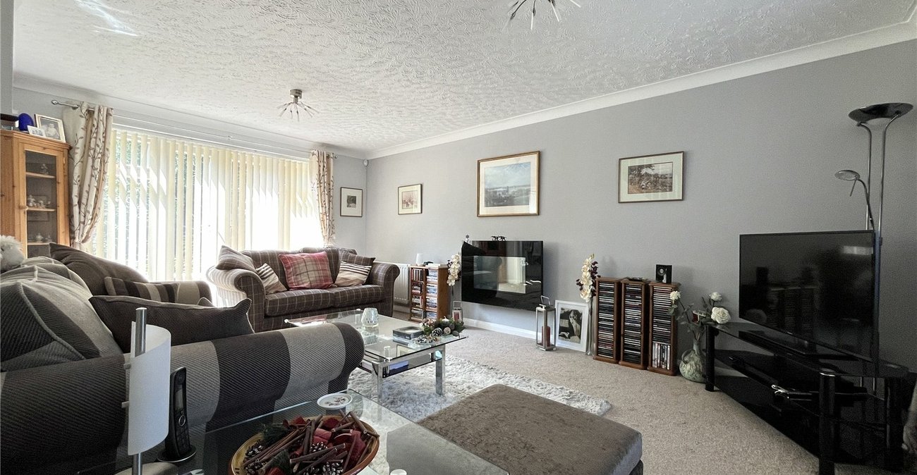 4 bedroom house for sale in Walderslade | Robinson Michael & Jackson