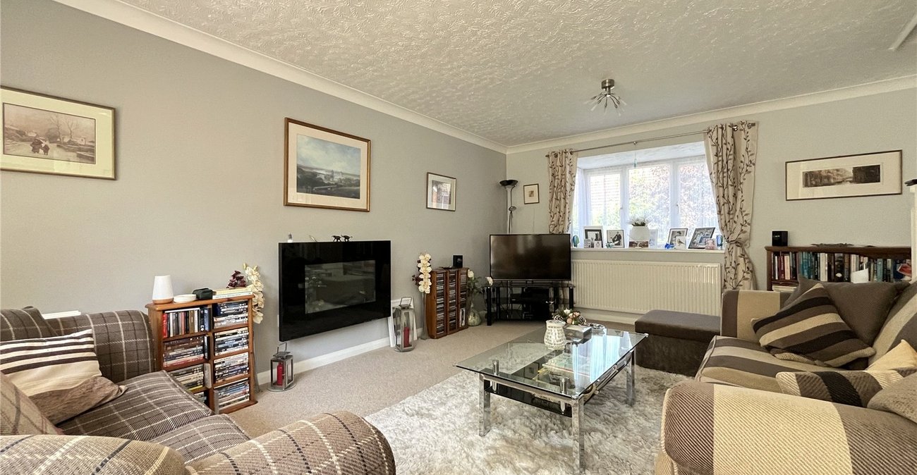 4 bedroom house for sale in Walderslade | Robinson Michael & Jackson