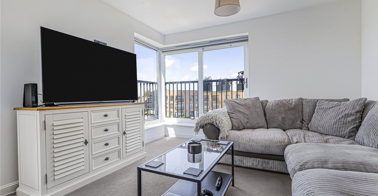 1 bedroom property for sale in Westwood | Robinson Michael & Jackson